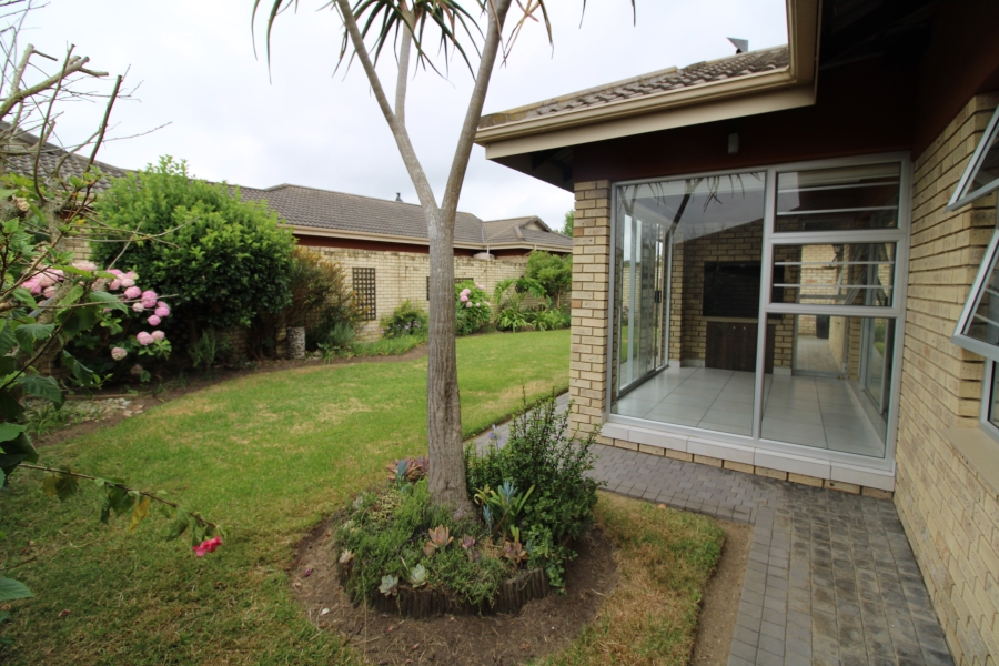 3 Bedroom Property for Sale in Dormehls Drift Western Cape